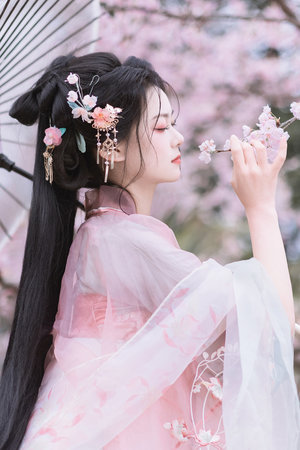 女主是被大佬们氪大的晋江文学城